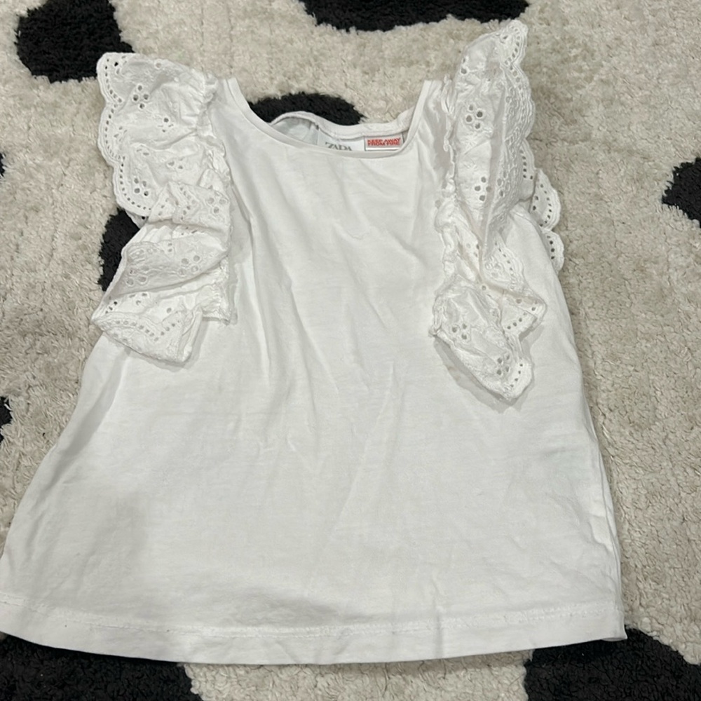 Zara butterfly sleeve white eyelit top